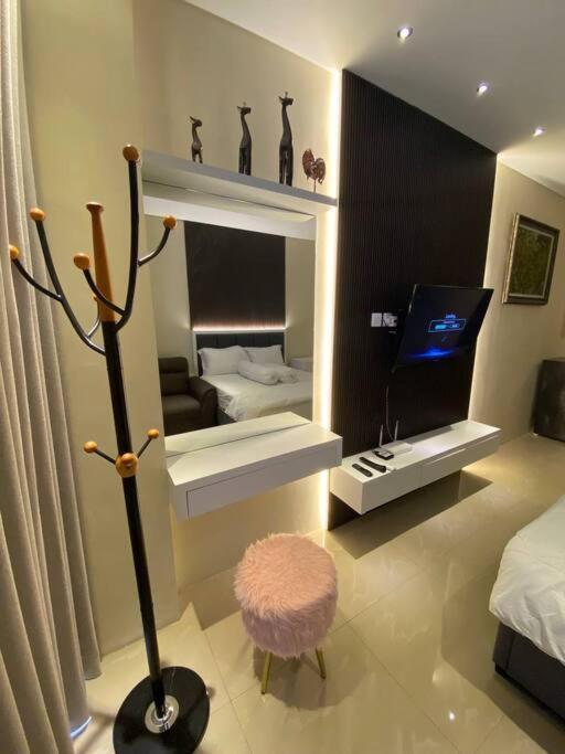 Nagoya Thamrin Apartment High Floor With View Kültér fotó