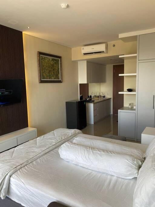 Nagoya Thamrin Apartment High Floor With View Kültér fotó