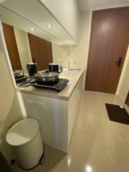 Nagoya Thamrin Apartment High Floor With View Kültér fotó