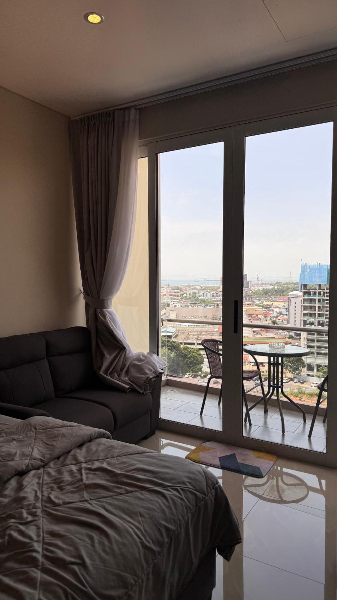 Nagoya Thamrin Apartment High Floor With View Kültér fotó